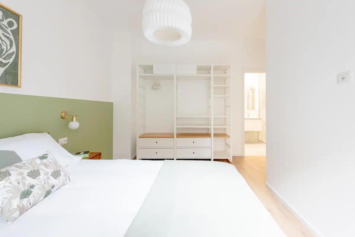 Luxury 2 Bedroom Apartament, Close To San Siro, Fiera And 10 Min Metro To Duomo Milano Exteriör bild