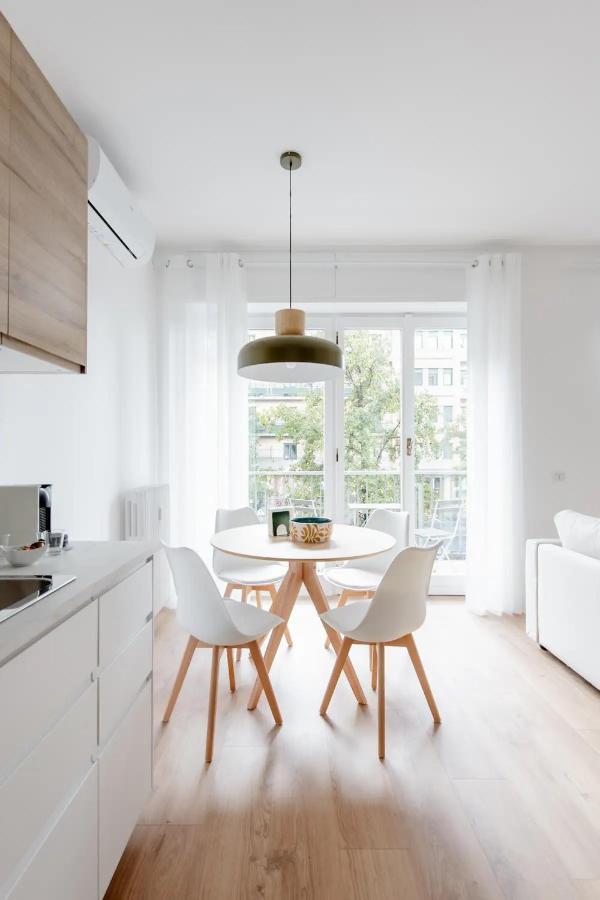 Luxury 2 Bedroom Apartament, Close To San Siro, Fiera And 10 Min Metro To Duomo Milano Exteriör bild