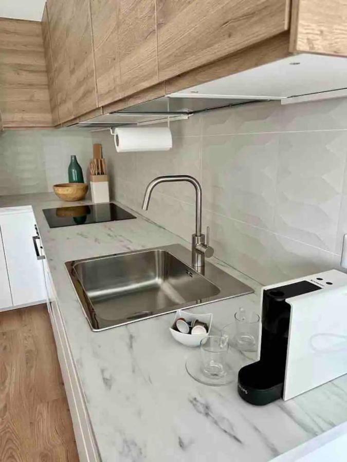 Luxury 2 Bedroom Apartament, Close To San Siro, Fiera And 10 Min Metro To Duomo Milano Exteriör bild
