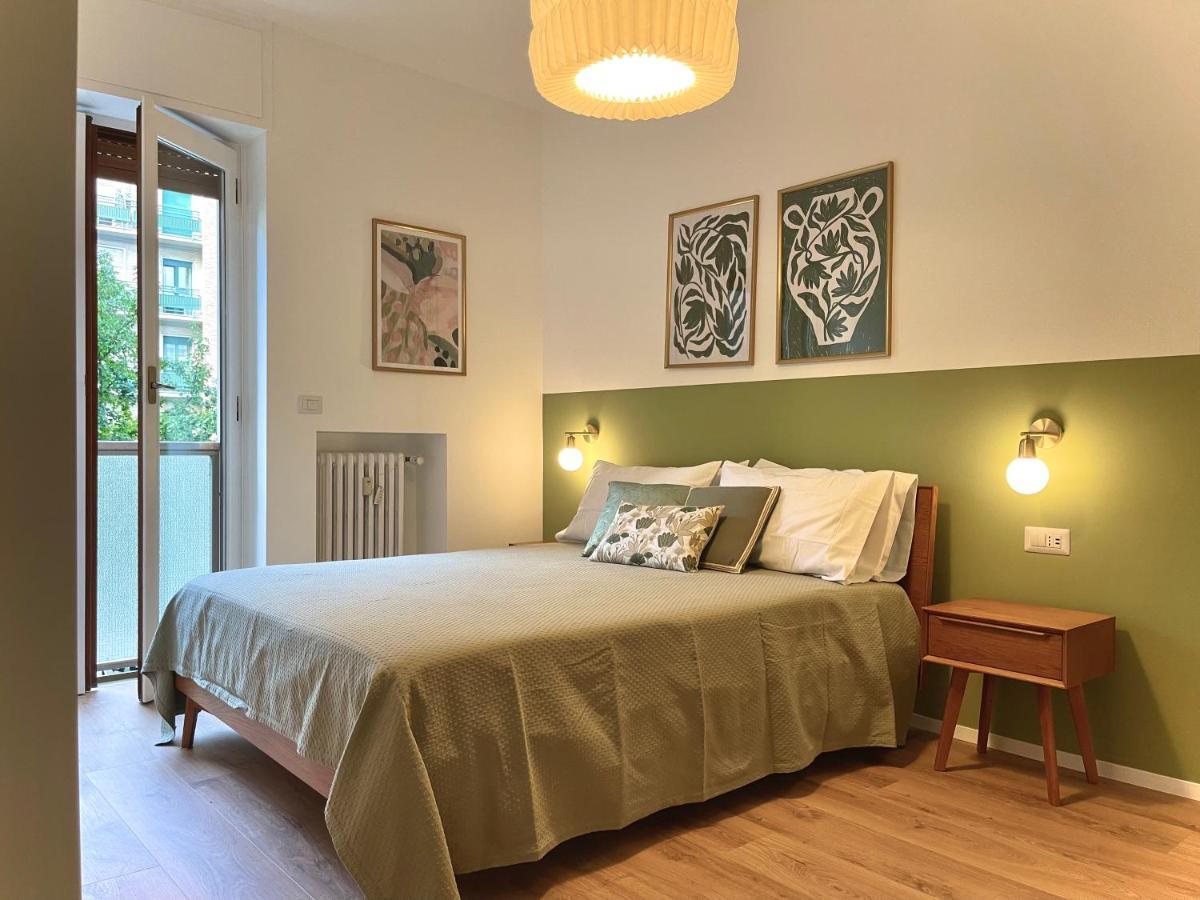 Luxury 2 Bedroom Apartament, Close To San Siro, Fiera And 10 Min Metro To Duomo Milano Exteriör bild